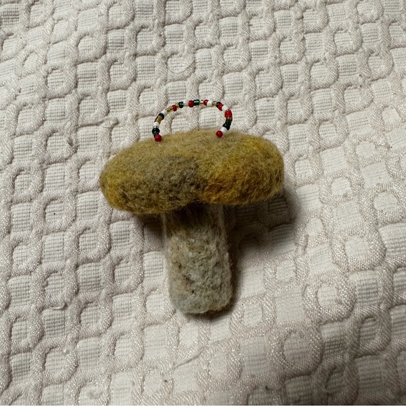 SOLD - Picture 2 of 4